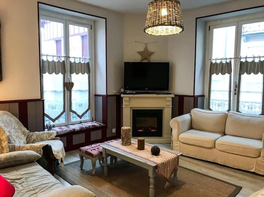 Centre Cauterets, Appartement 72M2 Pr 7 Personnes ภายนอก รูปภาพ